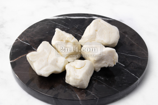 Şirden Mayalı Antep Peyniri (Salmonella - Koagula - Nişasta - L.Monocyt Analizli)