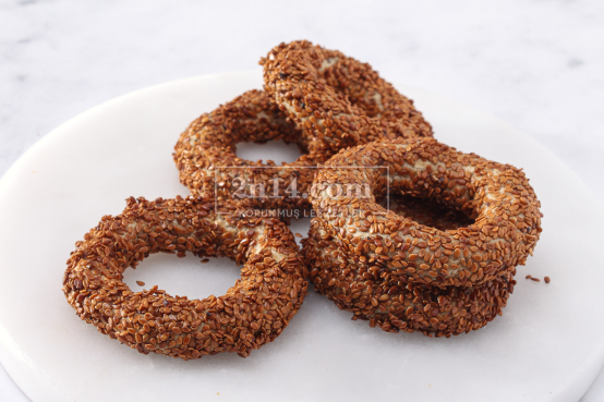 Karabuğday Susamlı Kandil Simidi