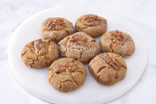 Amaretti Alle Noci (Ceviz Unlu Amaretti Kurabiye)